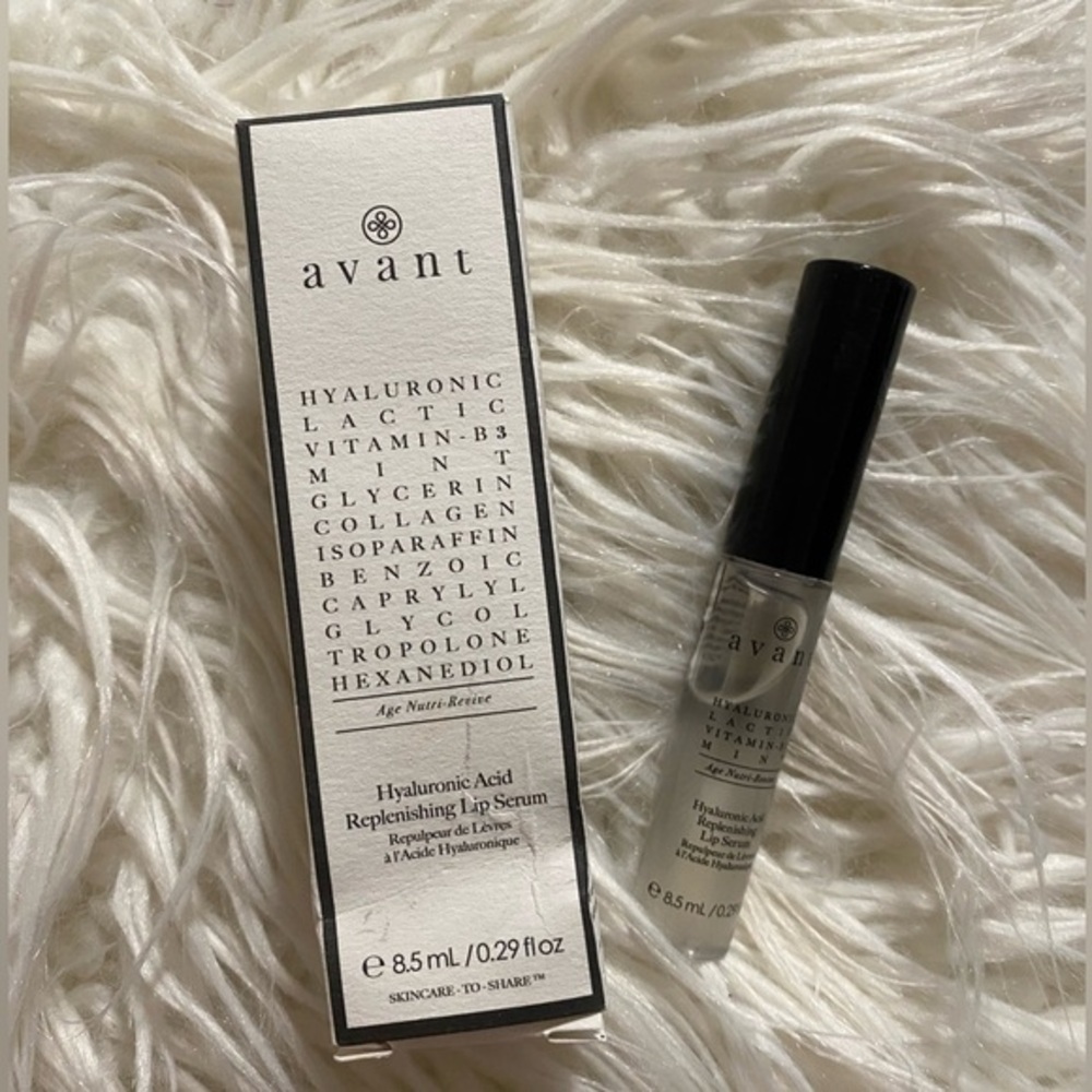 NIB g Avant Hyaluronic Acid Replenishing Lip Serum, Full Size 0.29 oz / 8.5 mL,